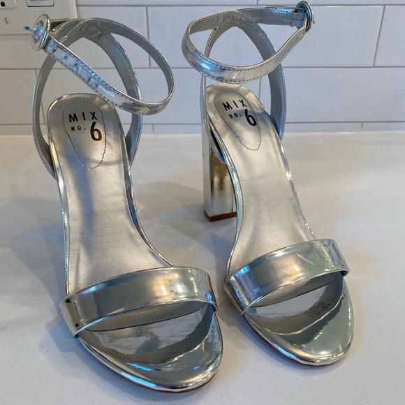 New Silver Chrome Mix No 6 Block Heel 